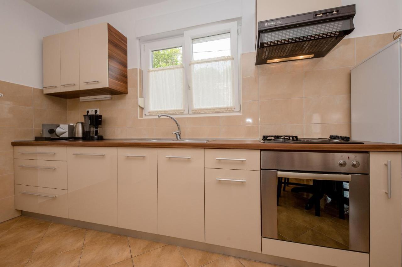 Apartmani Marica Beg Palit Екстериор снимка