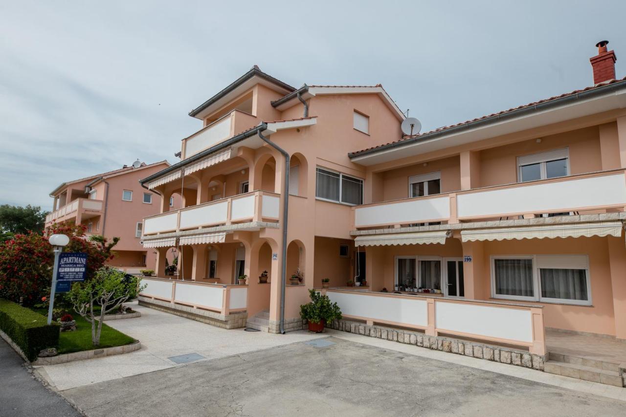 Apartmani Marica Beg Palit Екстериор снимка